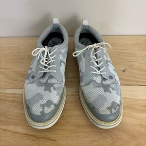 G/FORE Light Gray Camouflage golf shoes